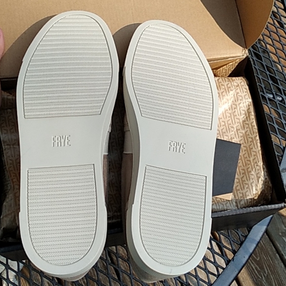 NIB Women's Frye Ivy Stitch off white shoes sz 10 - Picture 7 of 10